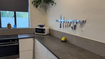 Microwave, oven, stovetop, dishwasher