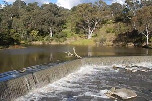 Miscellaneous - Bright 2BR Apartment Close to the Yarra (Abbotsford)