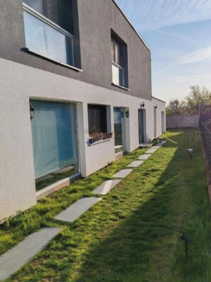 Property grounds - Vrbo Property (Habsheim)