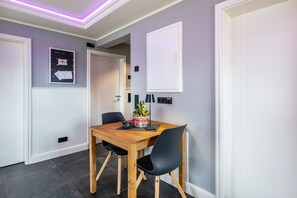 Dining - Apartment Kleine Auszeit with Terrace and Wi-Fi (Dagebüll)