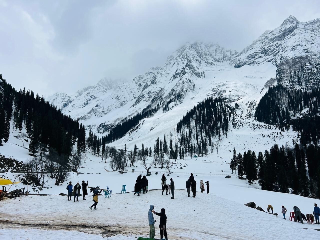 Snow and ski sports
