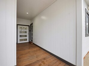 Interior - Vale Road Studio One | Coffee at your doorstep (Perthville)