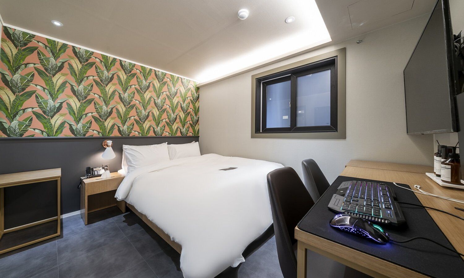 Deluxe Gaming PC Room