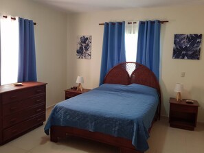 2 Schlafzimmer, Bügeleisen/Bügelbrett, Internetzugang, Bettwäsche