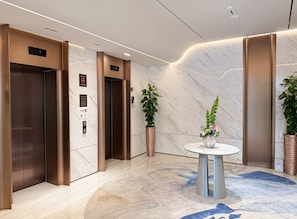 Lobby - Westview Garden Spacious Balcony Room (Dubai)