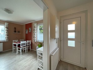 Dining - Holiday Home SweetHome – 100 sqm with Large Fenced Garden – Up to 3 Dogs Allowed (Bad Sachsa)