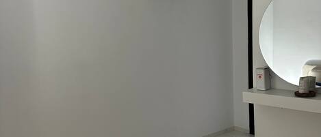 2 bedrooms, Internet, bed sheets, wheelchair access