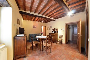 Dining - Vrbo Property (Cortona)