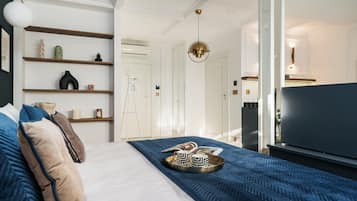 Desk, iron/ironing board, free WiFi, bed sheets