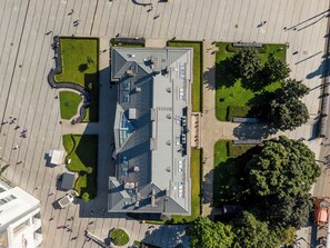 Exterior - Central Palace (Kraków)