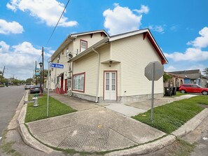 Esterni