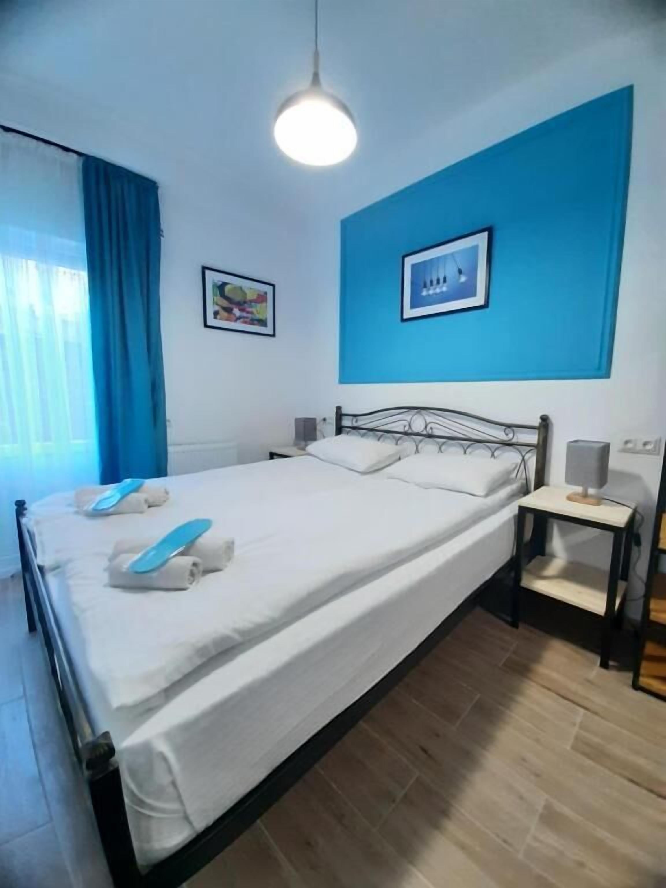 Estúdio conforto, varanda coberta, vista para o pátio