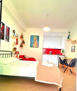 经典开间, 外廊, 庭院景观 | 住宿内部