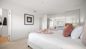 2 bedrooms, iron/ironing board, internet, bed sheets - Pheasant Ridge 612 - Del Rey Oaks Condo - Sunshine State (Del Rey Oaks)
