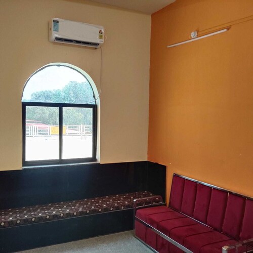 Kaku's Krishnabagh palace