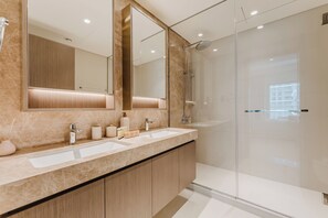 Exclusive Apartment, Balcony, Sea View | Bathroom - PVH -  Sea View 2BR - Beach Access (Dubai)