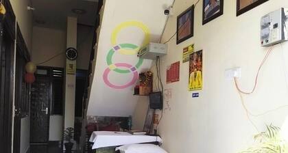 Shree Pria Ju Dham Room near Maa Vaishnav Devi Statue Stay in Vrindavan