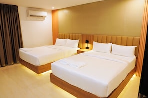 Phòng Suite Premier | Két bảo mật tại phòng, bàn ủi/dụng cụ ủi quần áo 