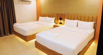 Dreamweavers Hotel