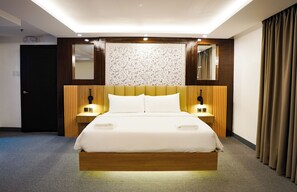 Presidential-sviitti, 2 makuuhuonetta, siivous, kaupunkinäköala