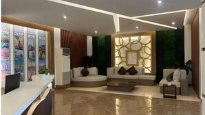 Lobby sitting area - Dreamweavers Hotel (Koronadal)