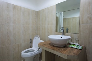 Bathroom - Angrut Villa (Siem Reap)