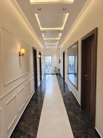 Interior. HOTEL NATRAJ