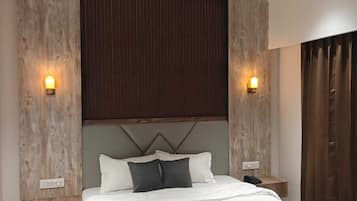 Deluxe Single Room | Desk, laptop workspace, free WiFi