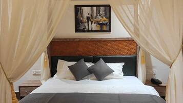 Deluxe Single Room | Desk, laptop workspace, free WiFi