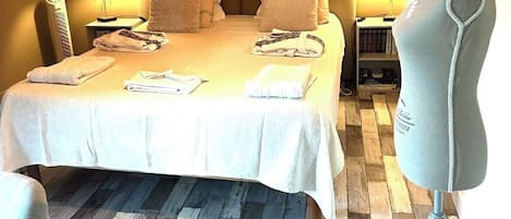 2 Schlafzimmer, Internetzugang, BettwÀsche