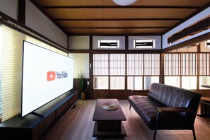 Classic House, 3 Bedrooms | Living area - Obachan-chi (Numazu)