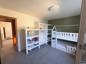 Room - Waterfront paradise, private beach, sleeps 12, breathtaking view (Sari-Solenzara)