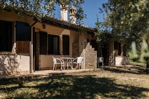 Villa clásica, en la zona del jardín | Exterior