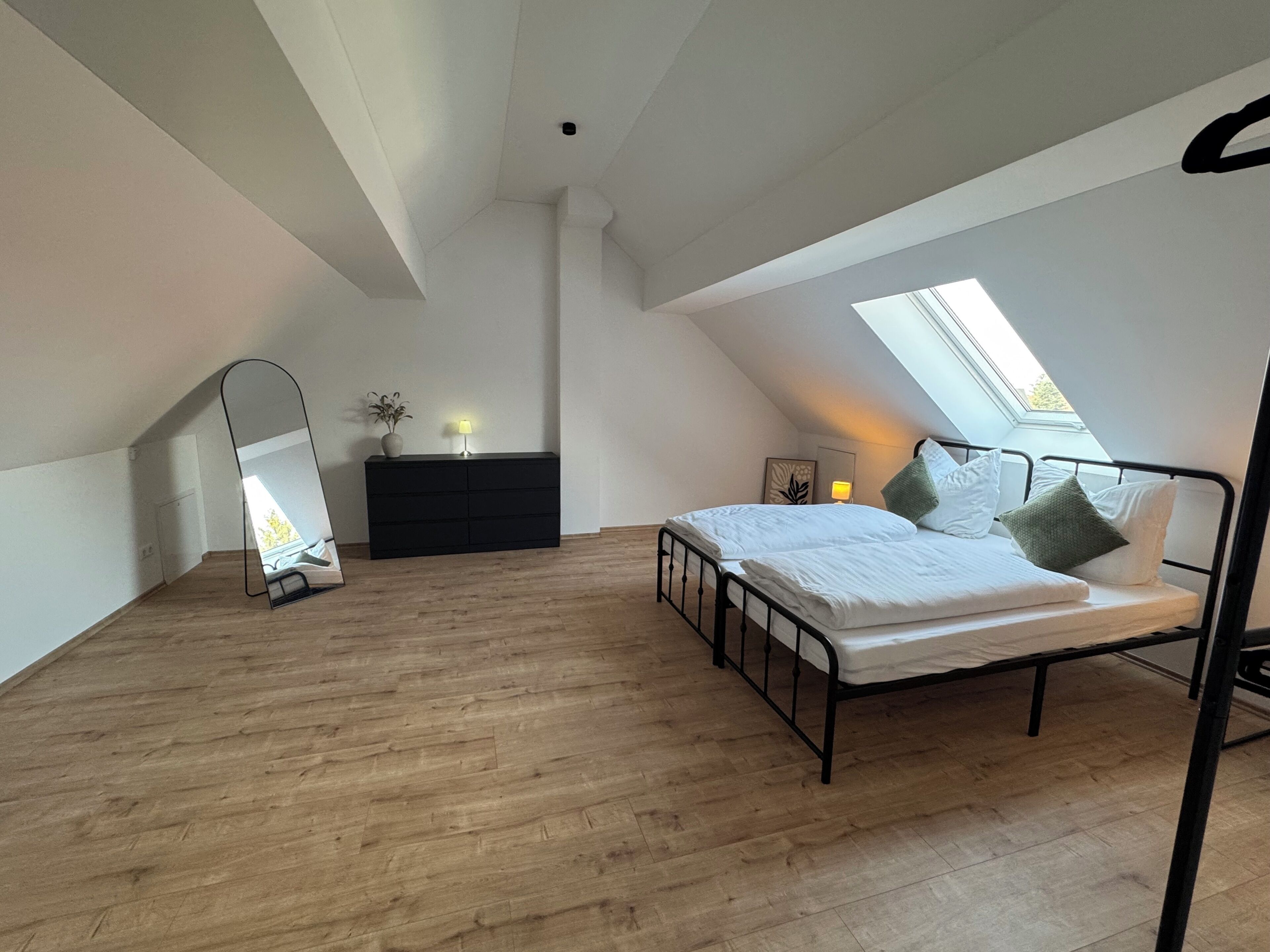 2 Schlafzimmer, Bügeleisen/Bügelbrett, WLAN, Bettwäsche