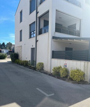 Extérieur