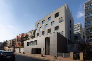 Exterior - Beautifull 1bedroom apartment with garage (Hlavní město Praha)