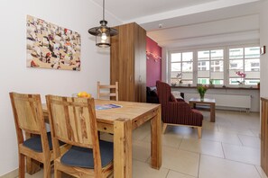 Dining - Vrbo Property (Rostock)