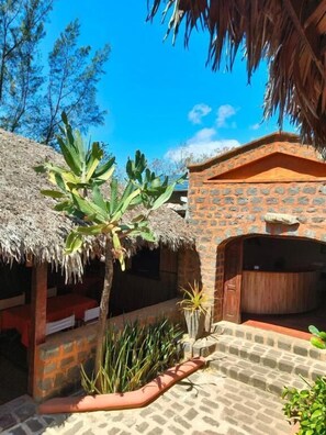 Property grounds - Le Suarez Hotel (Antsiranana)