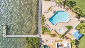 Maison, 2 chambres | Piscine