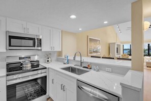 Ferienhaus, 2 Schlafzimmer | Eigene Küche | Kühlschrank, Ofen, Wasserkocher mit Kaffee-/Teezubehör, Toaster