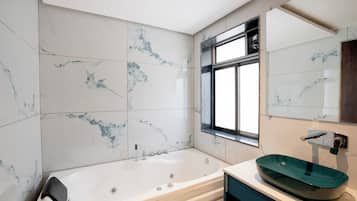 Elite Double Room | Bathroom