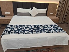 Room - Mosaic Go Star Grand (Navi Mumbai)
