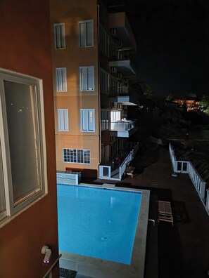 Pool - Waterfront condo with pool, beach 1 minute walk, in Lans Euxpines (Lance aux Epines)