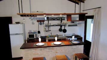 Classic Bungalow, Garden View | Private kitchen