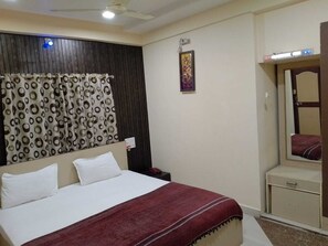 Classic Double Room - HOTEL VAIDYA REGENCY (Balaghat)