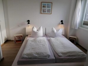 2 bedrooms, Internet, bed sheets - Cozy apartment over 2 floors just a few minutes from the sea (Langeoog)