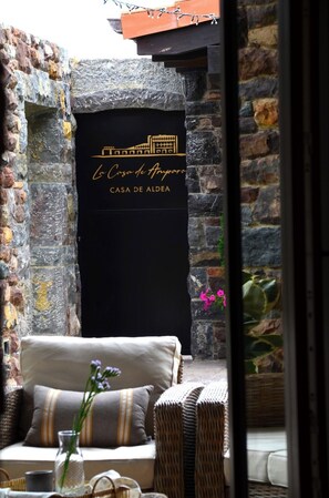 Interior - Top category rural house in Asturias - Garden, fireplace and relax. (Piedeloro)