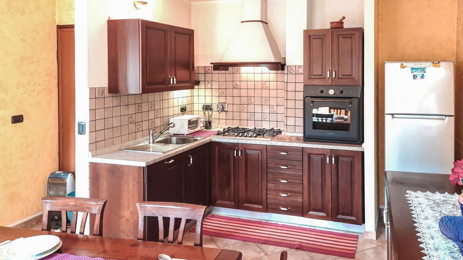 Kühlschrank, Ofen, Herdplatte, Geschirrspüler