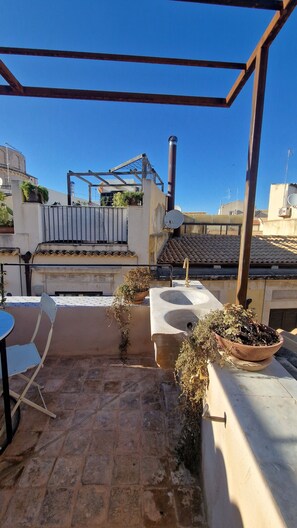 Apartment | Outdoor dining - Casa Lureca (Syracuse)