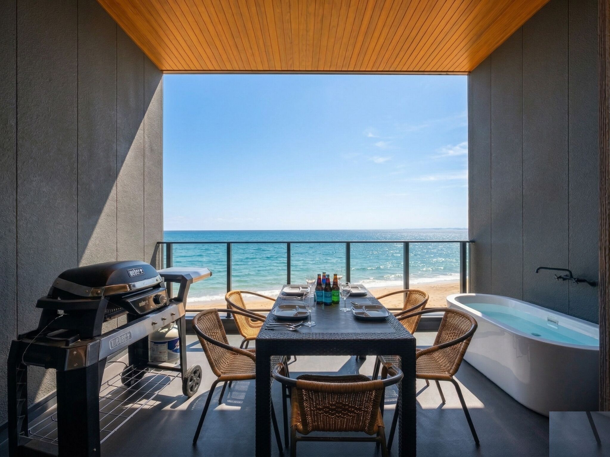 Luxury-Villa, Meerblick | Terrasse/Patio